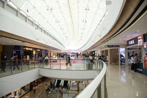 福清代市長(zhǎng)帶隊(duì)巡訪商貿(mào)一線，為市場(chǎng)復(fù)蘇注入強(qiáng)心劑